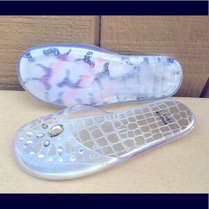 Stuart Wietzman Silver Jelly Sandals Slip On